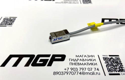 Датчик герконовый CS1-F
